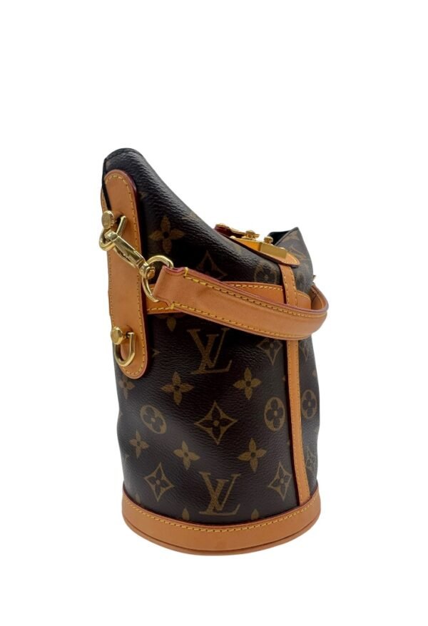 LOUIS VUITTON - DUFFLE BUCKET - Image 15